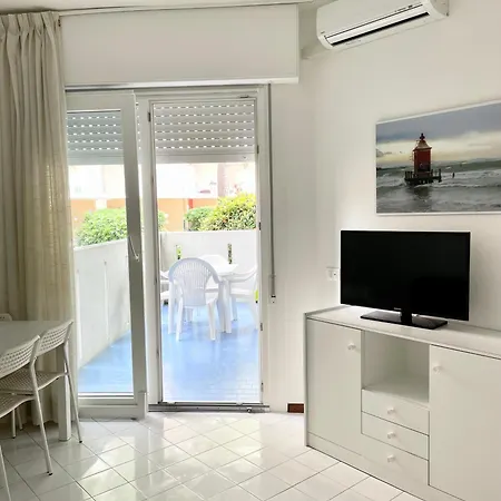 Marco Polo To Apartment *