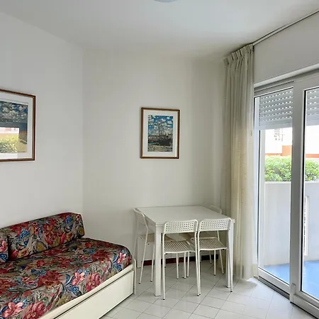 Marco Polo To Apartment *